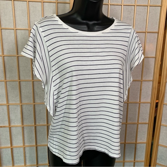 Mossimo Soft & Stretchy Wings Tee - Picture 1 of 8